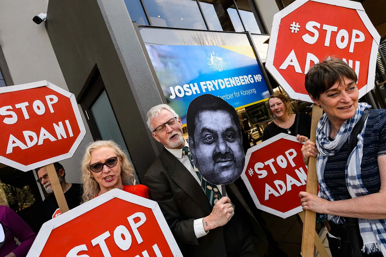Gautam Adani outside Frydenberg's office - Frydenberg-jmp 5531