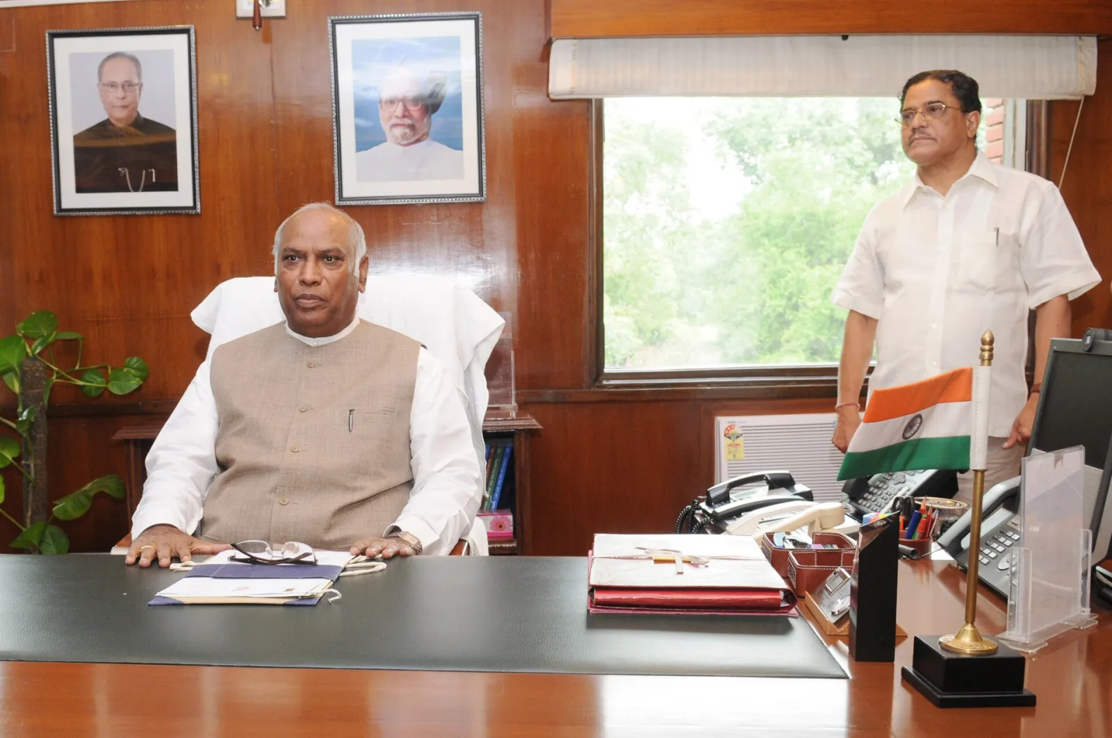 Shri Mallikarjun Kharge takes over the charge of Union Minister for Railways, in New Delhi on June 19, 2013.