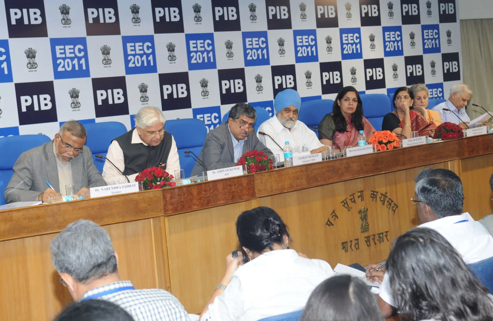 The Chairman, UIDAI, Shri Nandan Nilekani addressing the Economic Editors’ Conference-2011, in New Delhi. The Deputy Chairman, Planning Commission, Shri Montek Singh Ahluwalia, the Minister of State f