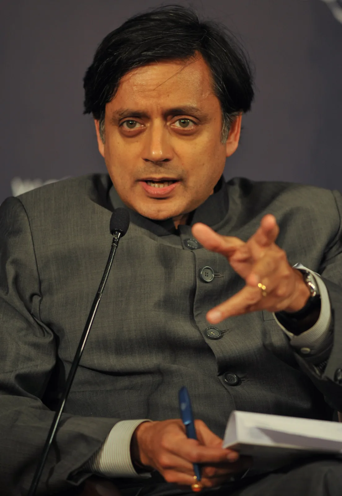 Shashi Tharoor WEF