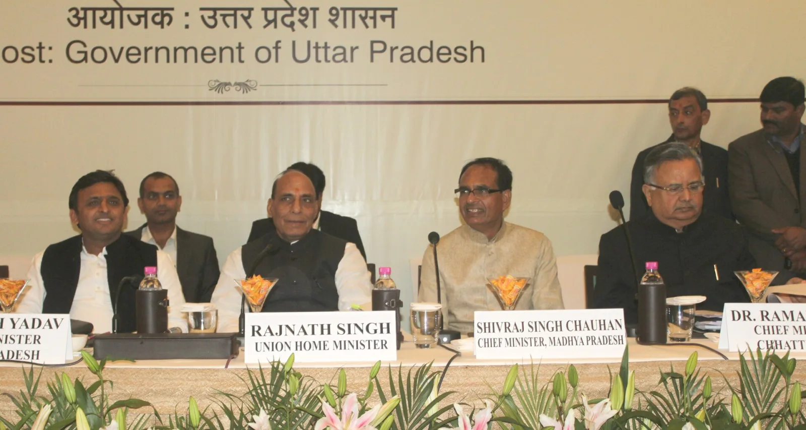 Rajnath Singh chairing the 20th Meeting of the Central Zonal Council, in Lucknow. The Chief Minister of Uttar Pradesh, Shri Akhilesh Yadav, the Chief Minister of Madhya Pradesh