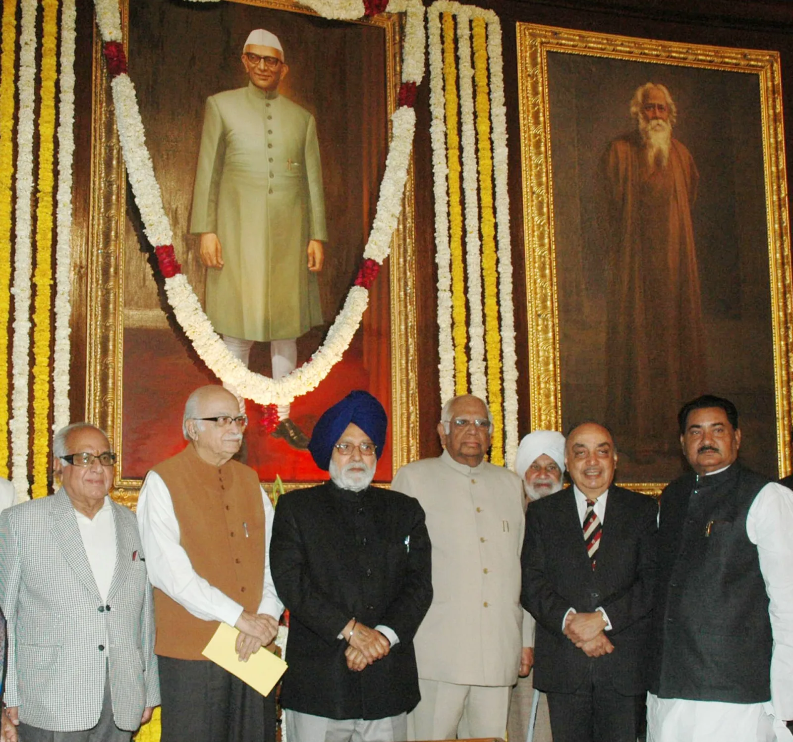 The Speaker, Lok Sabha, Shri Somnath Chatterjee, the Dy. Speaker, Lok Sabha Atwal, Shri Charnjit Singh, the Leader of Opposition in Lok Sabha